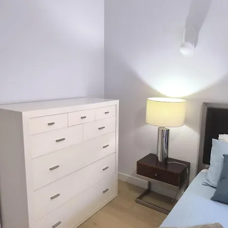 46 Steps To Beautiful In Center Apartment Aveiro