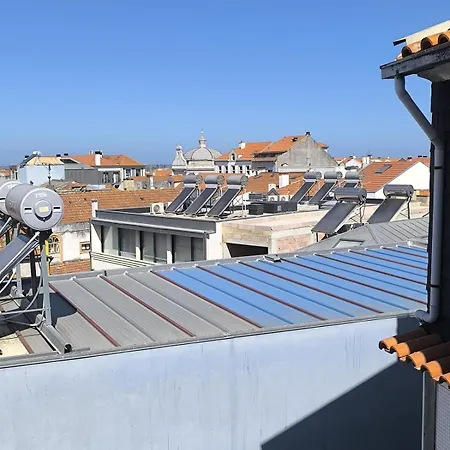 Apartment 46 Steps To Beautiful In Center *