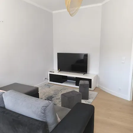 46 Steps To Beautiful In Center * Aveiro