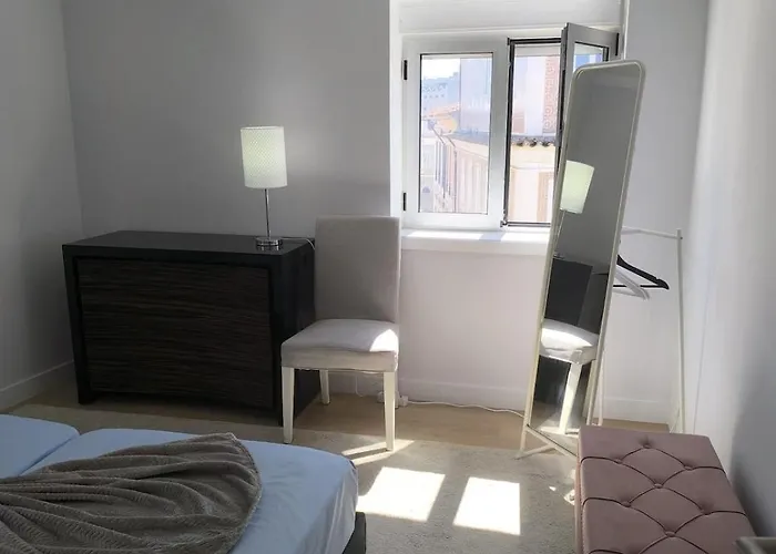 דירה 46 Steps To Beautiful In Center *